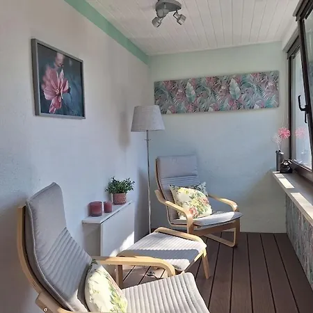 With 1 Bedroom بيت للعطل *